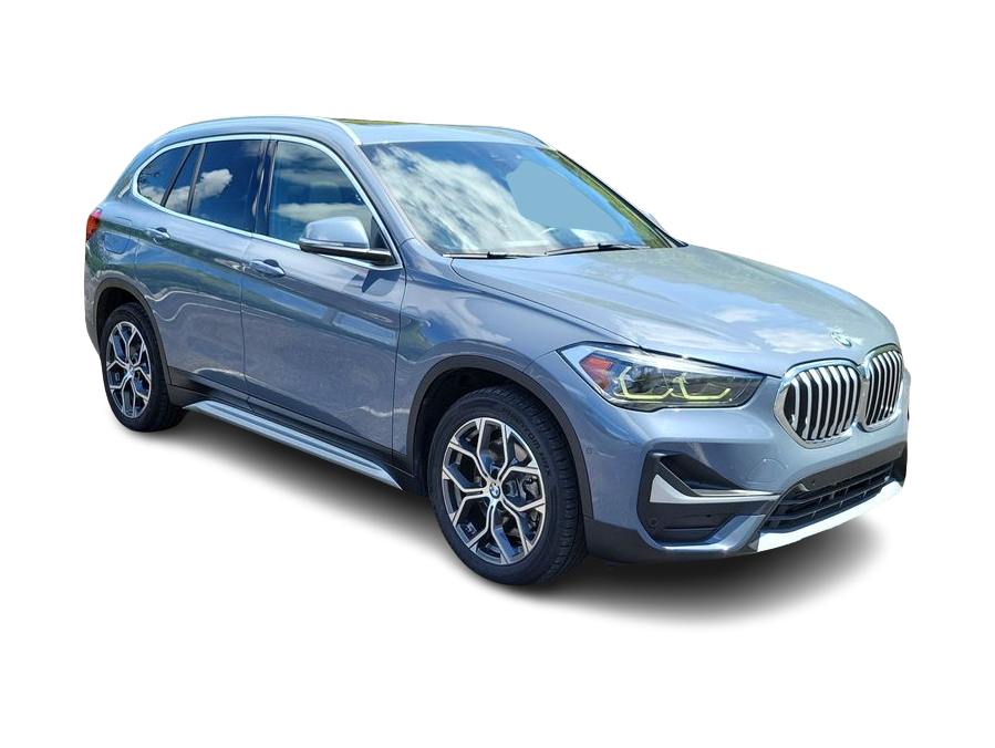 Thumbnail: 2021 BMW X1 - 16