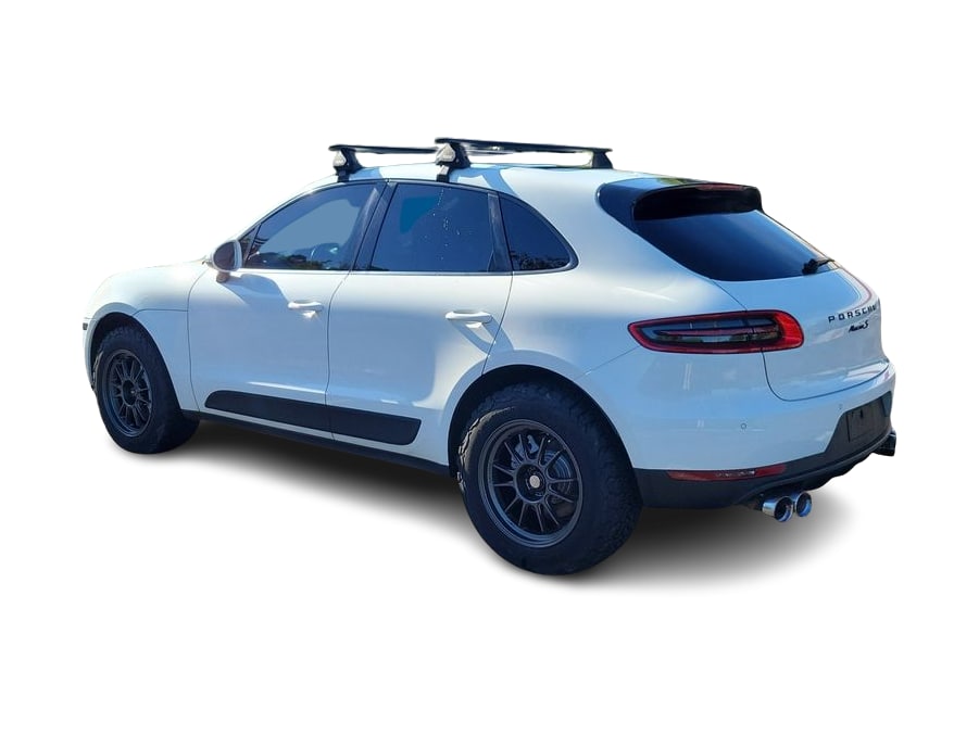 Thumbnail: 2018 Porsche Macan - 3