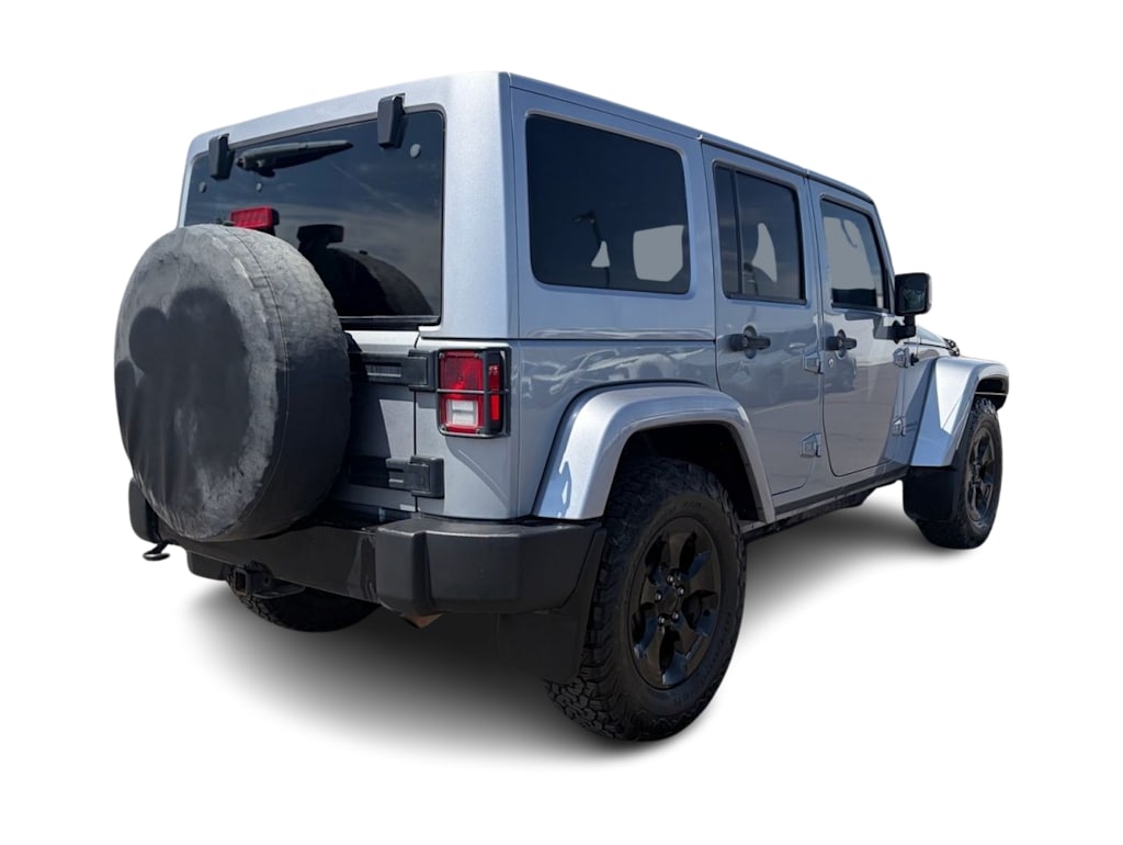 Thumbnail: 2015 Jeep Wrangler - 14