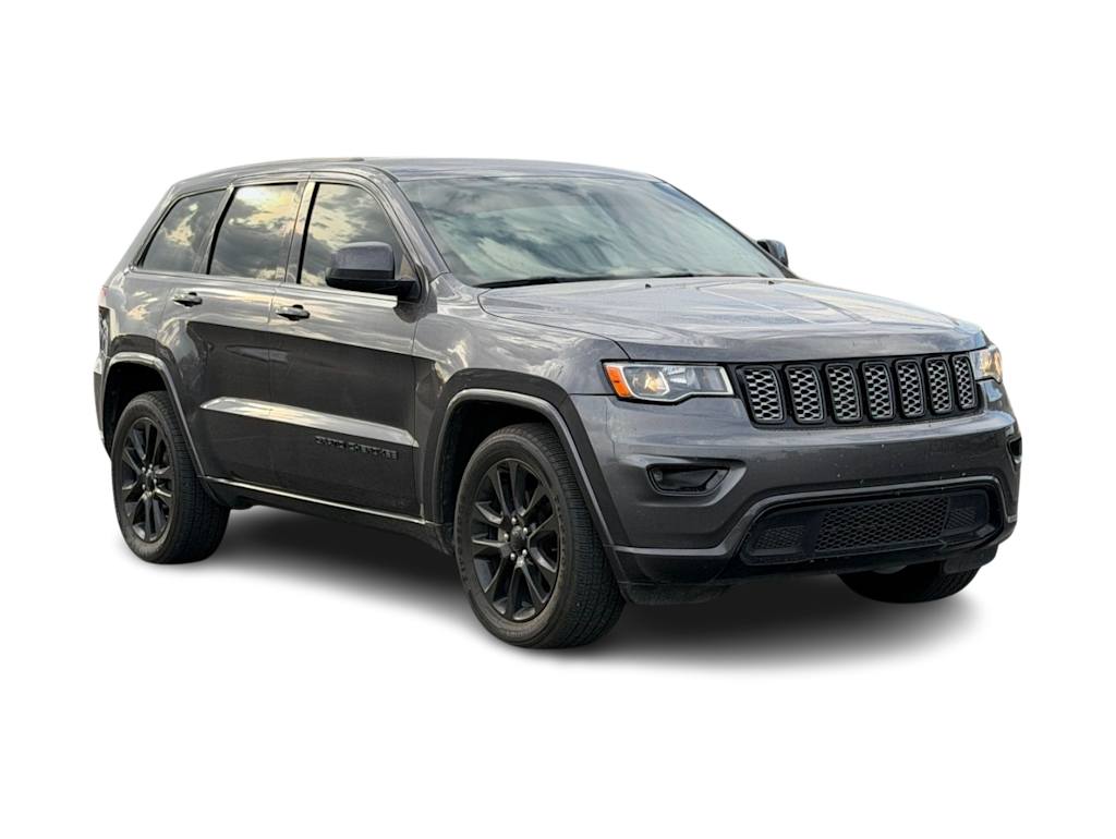 Thumbnail: 2018 Jeep Grand Cherokee - 9