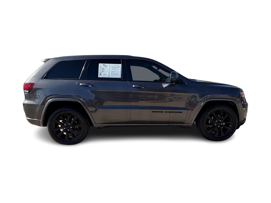 Thumbnail: 2018 Jeep Grand Cherokee - 14
