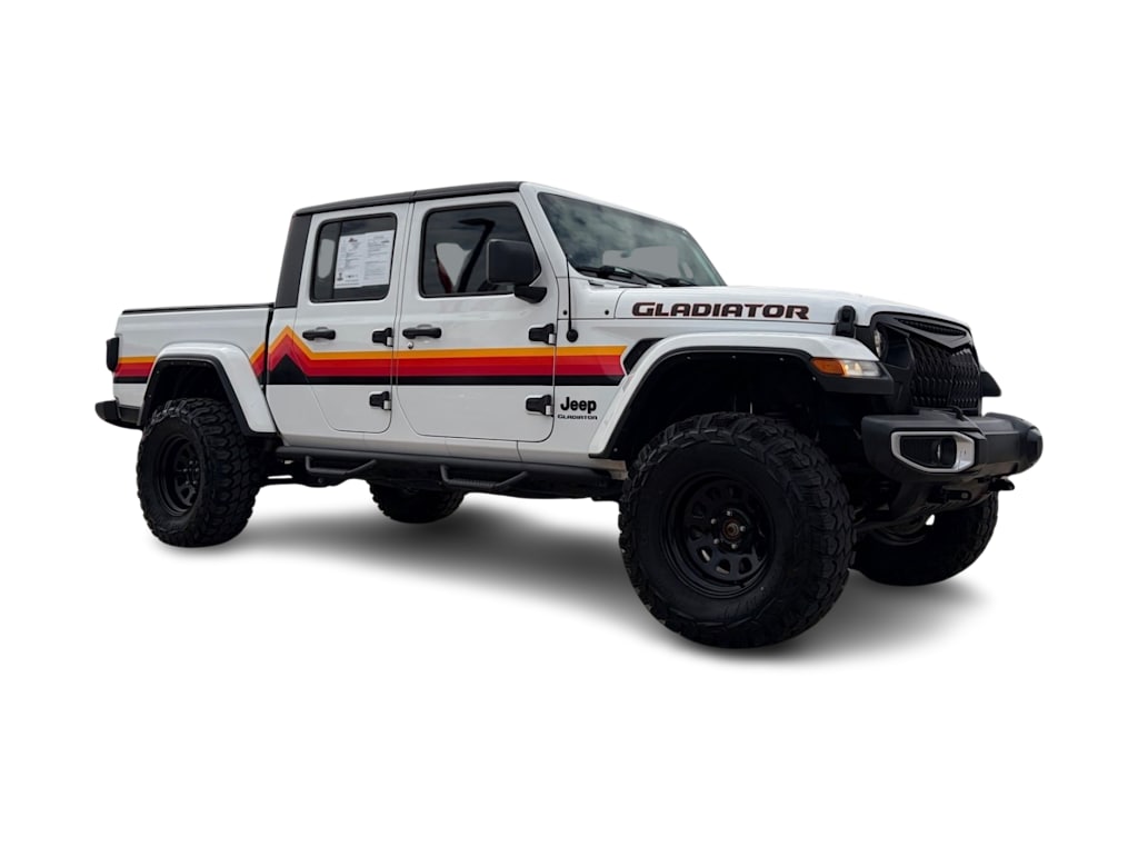 Thumbnail: 2021 Jeep Gladiator - 16