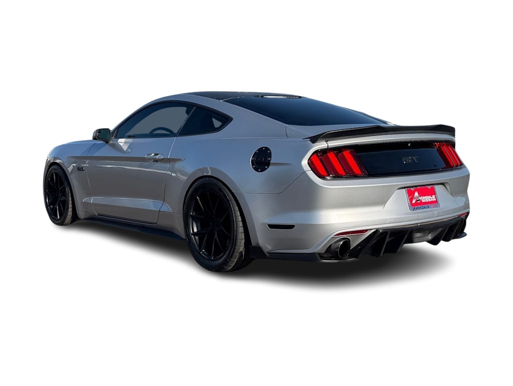 Thumbnail: 2017 Ford Mustang - 4