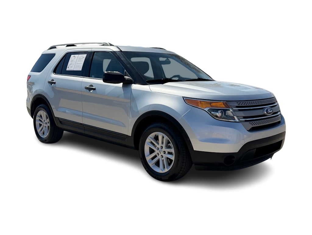 Thumbnail: 2015 Ford Explorer - 17