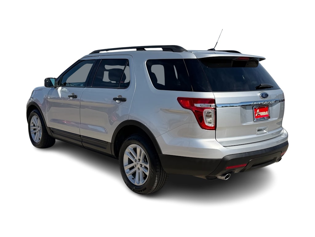 Thumbnail: 2015 Ford Explorer - 4