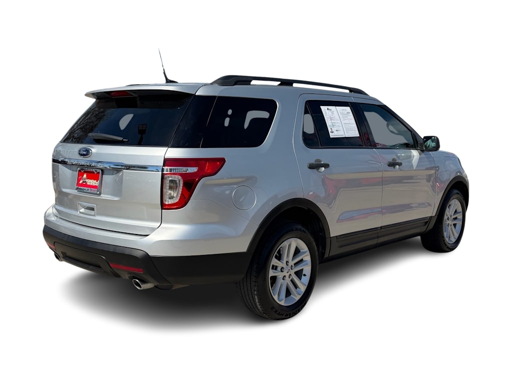 Thumbnail: 2015 Ford Explorer - 15