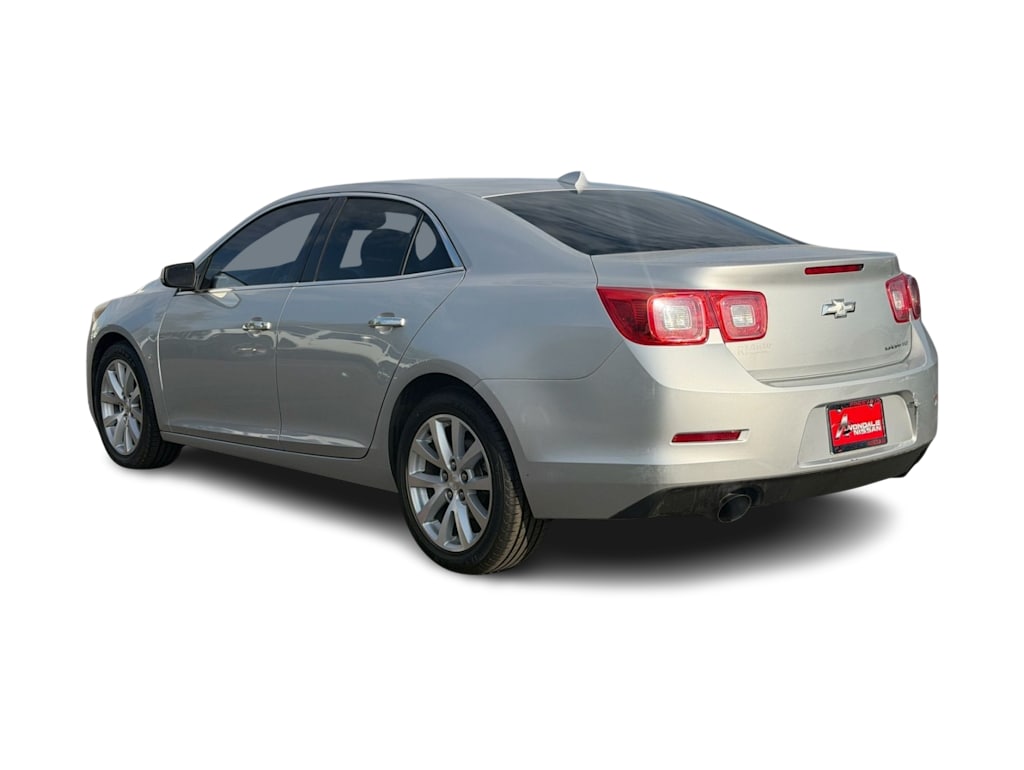 Thumbnail: 2014 Chevrolet Malibu - 4