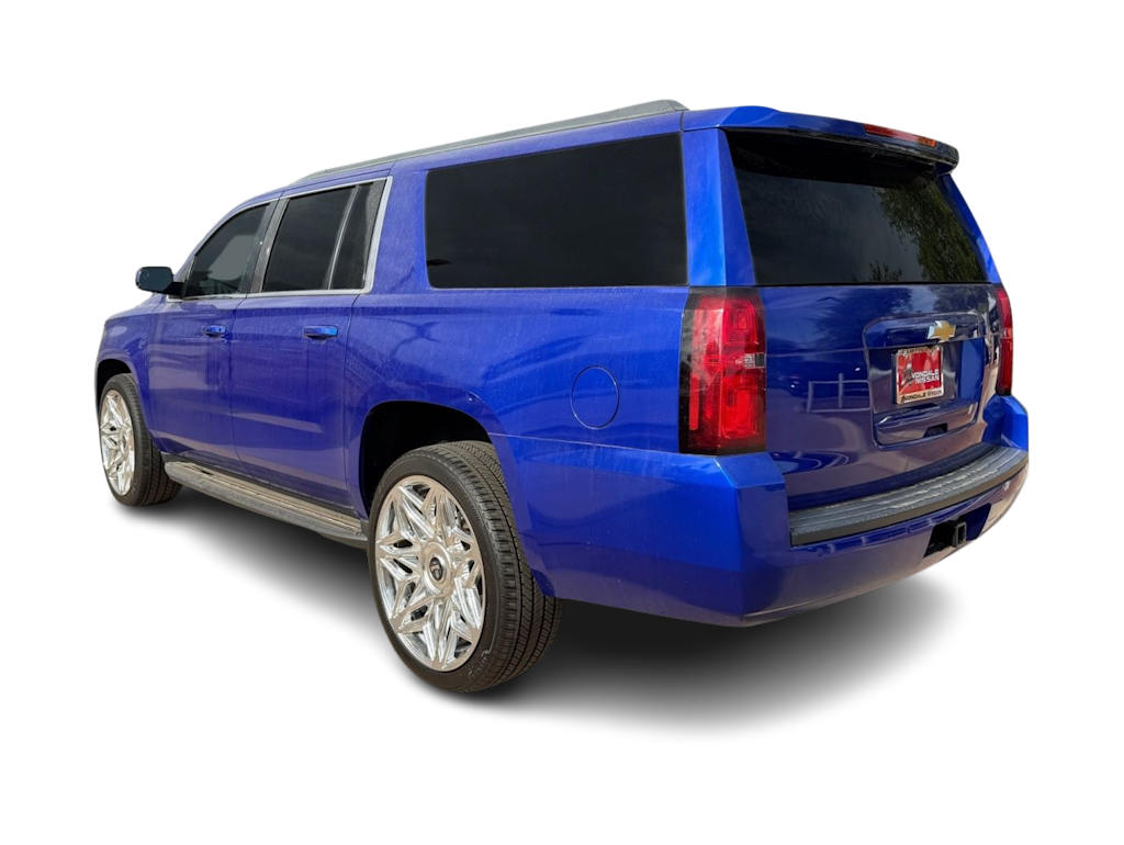 Thumbnail: 2017 Chevrolet Suburban - 4