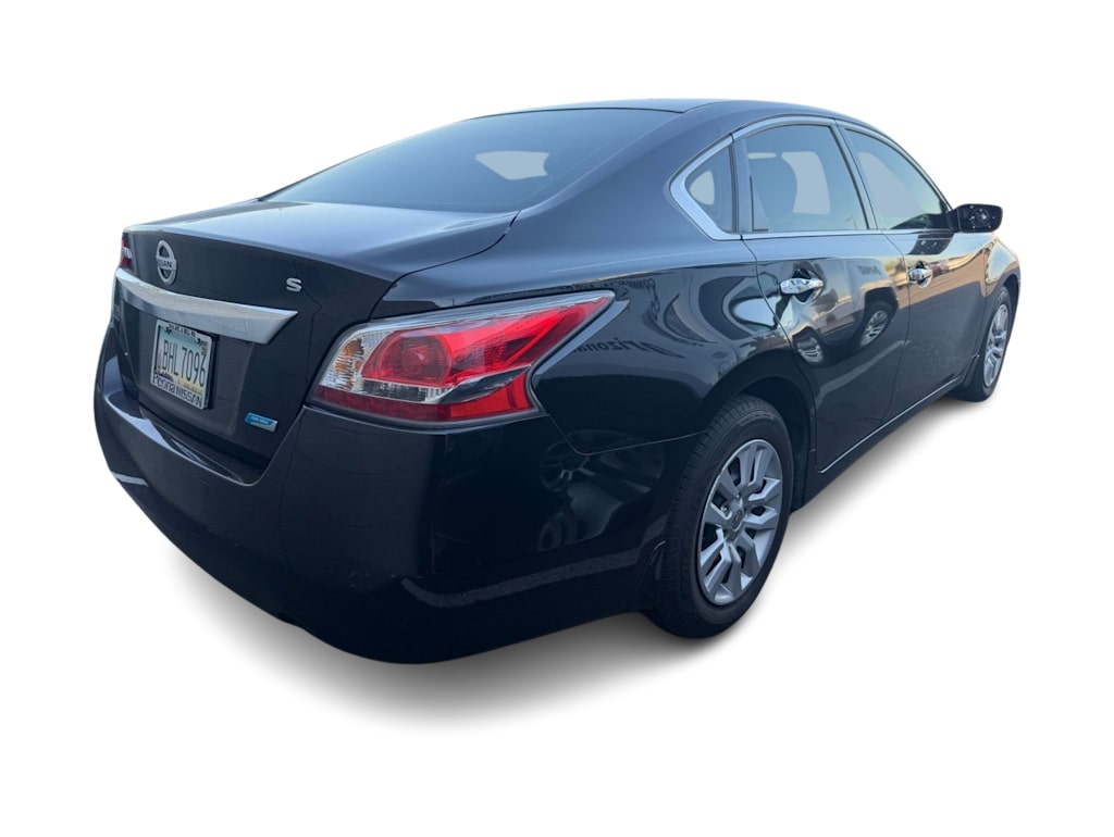 Thumbnail: 2014 Nissan Altima - 10