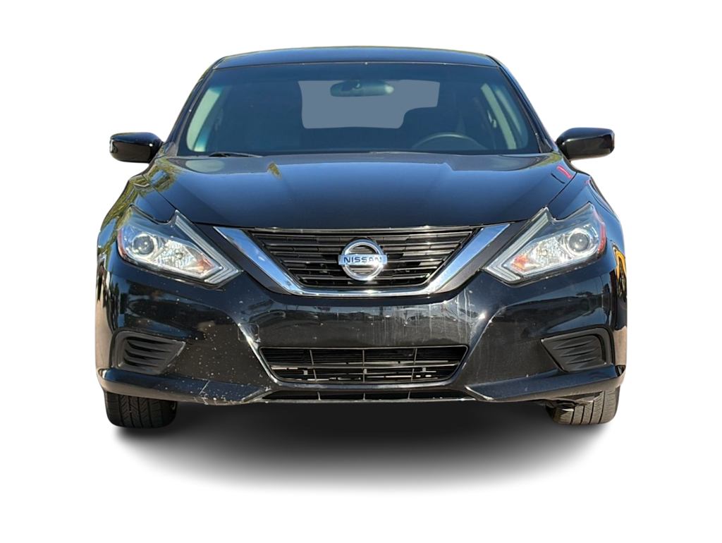 Thumbnail: 2017 Nissan Altima - 6