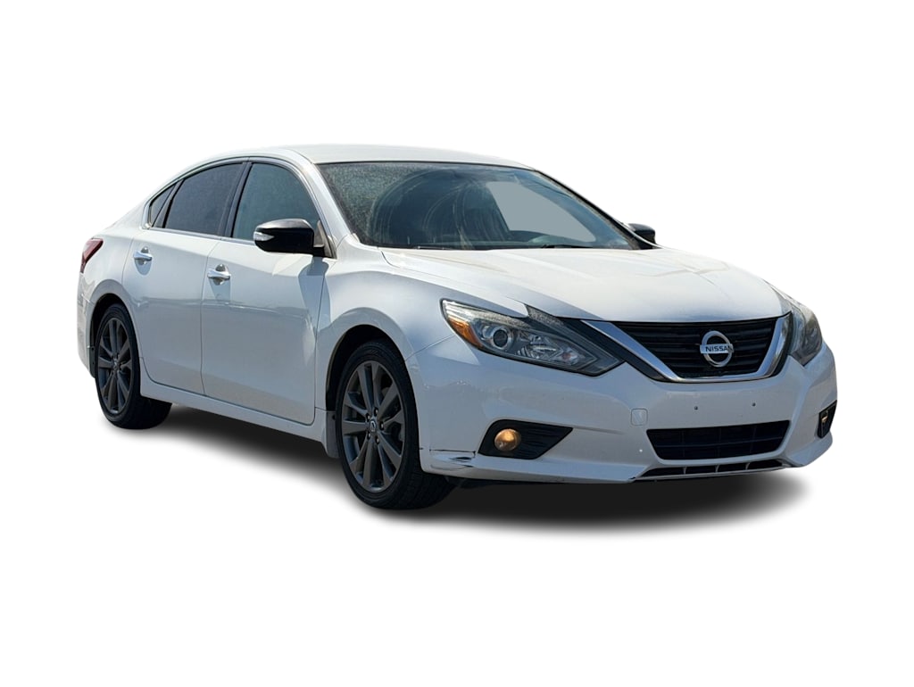 Thumbnail: 2018 Nissan Altima - 11