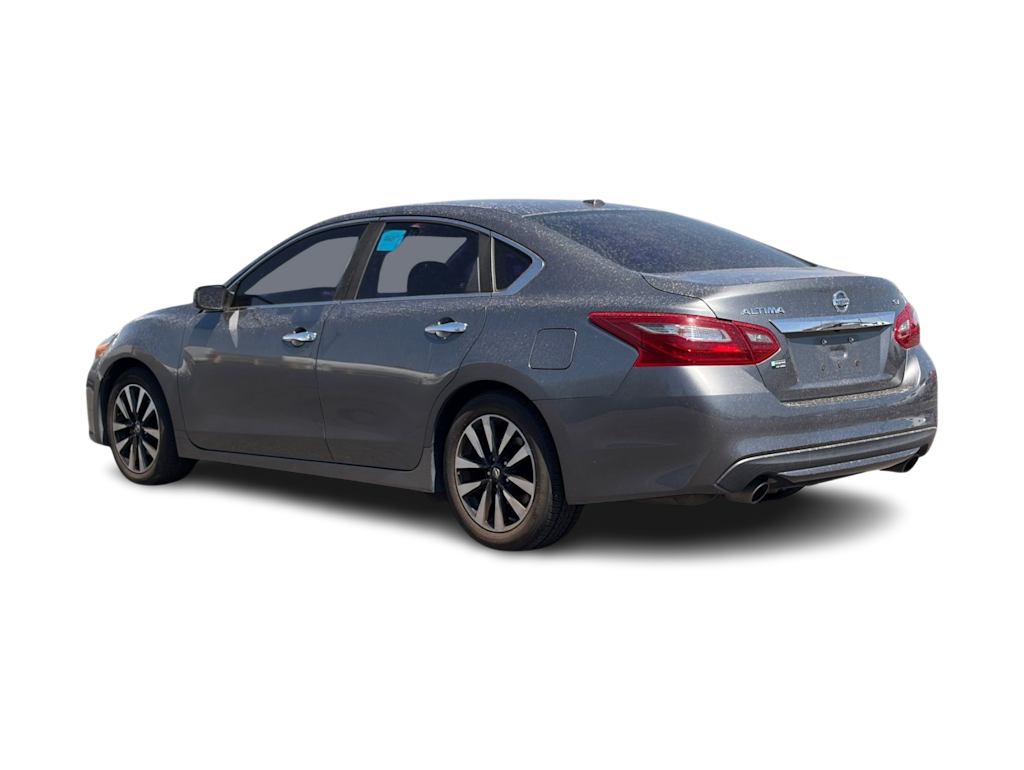 Thumbnail: 2018 Nissan Altima - 3