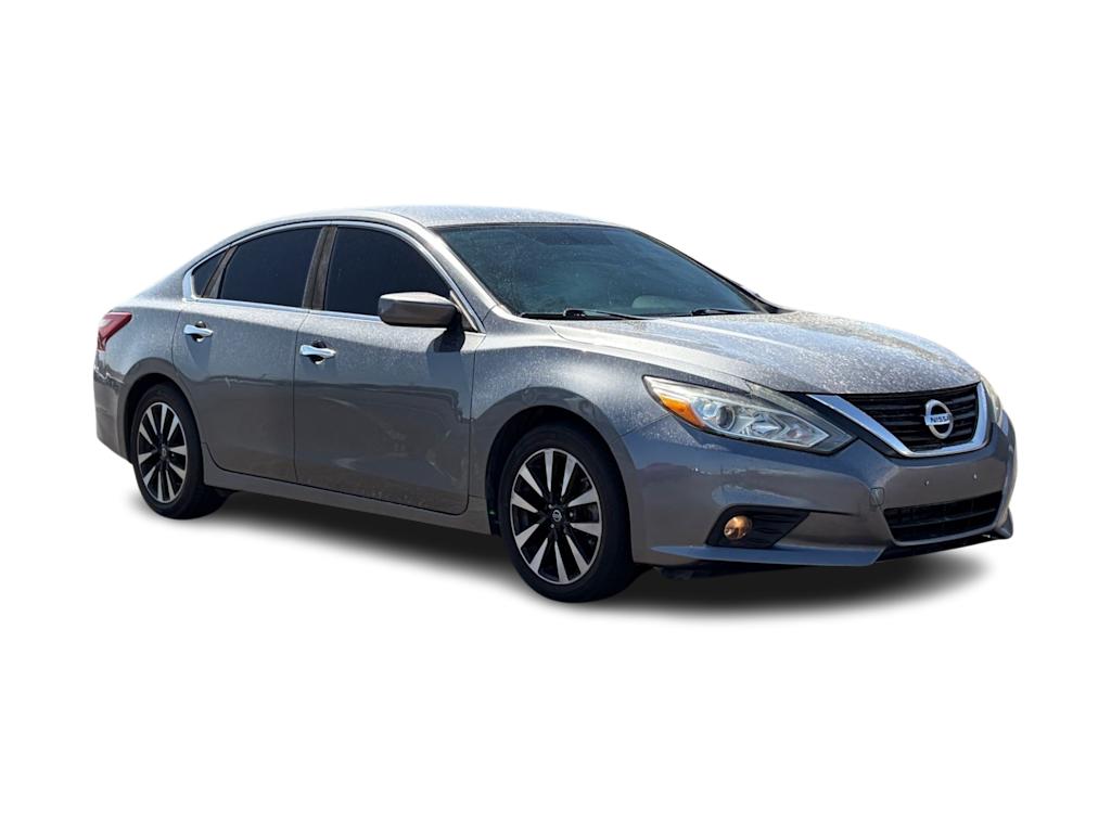 Thumbnail: 2018 Nissan Altima - 11