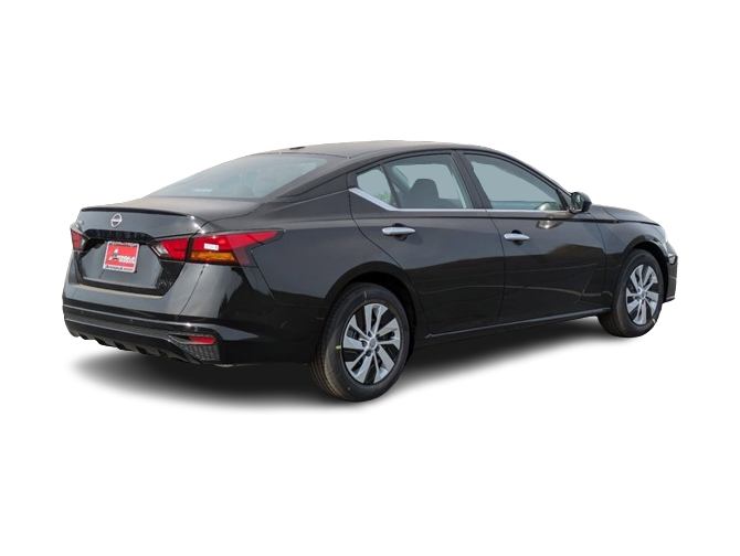 Thumbnail: 2025 Nissan Altima - 16