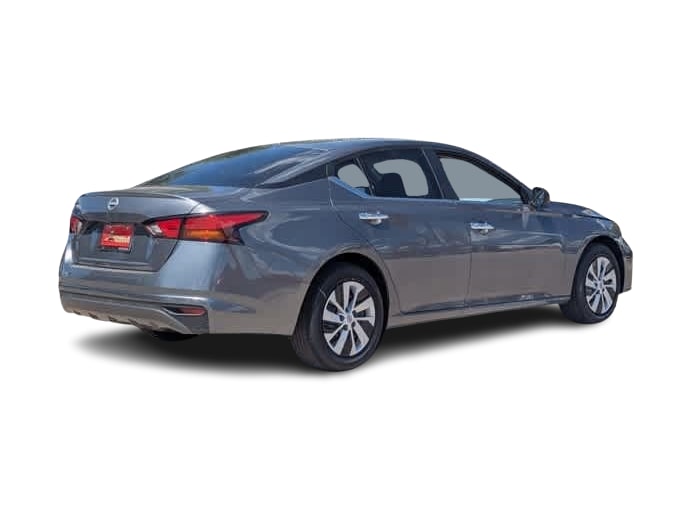 Thumbnail: 2025 Nissan Altima - 16