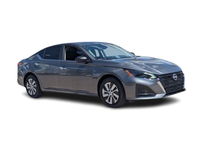 Thumbnail: 2025 Nissan Altima - 18