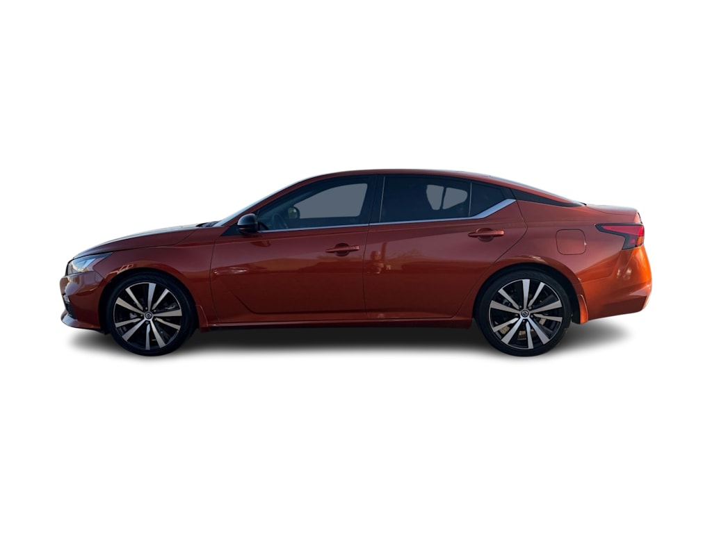 Thumbnail: 2022 Nissan Altima - 3