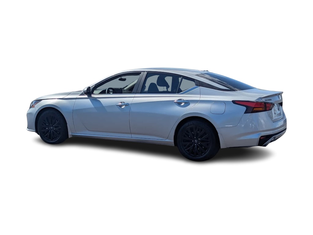 Thumbnail: 2025 Nissan Altima - 15