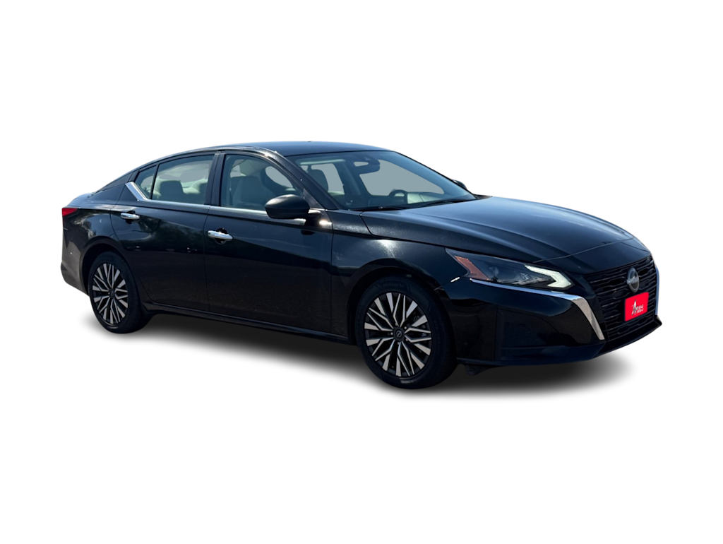 Thumbnail: 2025 Nissan Altima - 13