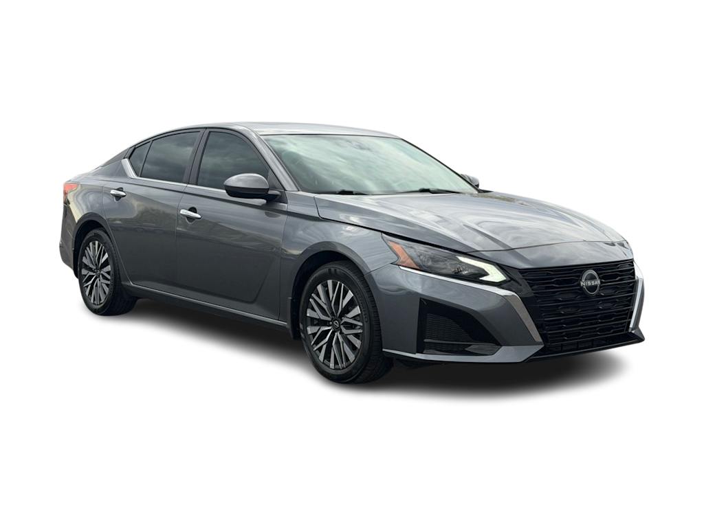 Thumbnail: 2024 Nissan Altima - 18