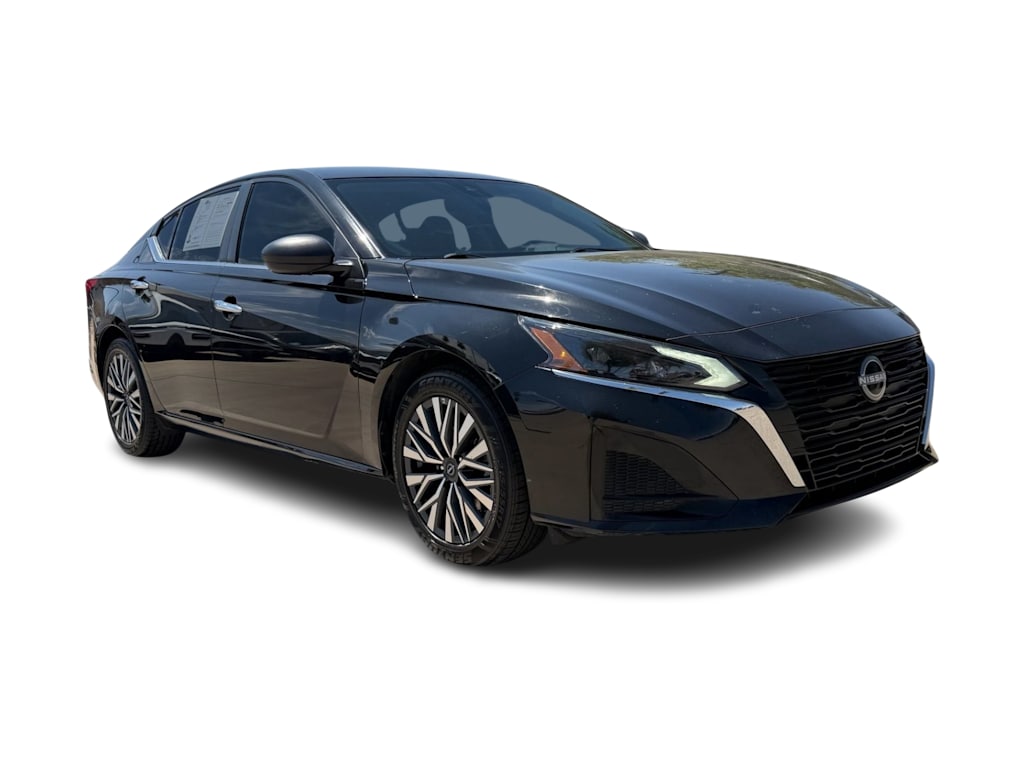 Thumbnail: 2025 Nissan Altima - 20