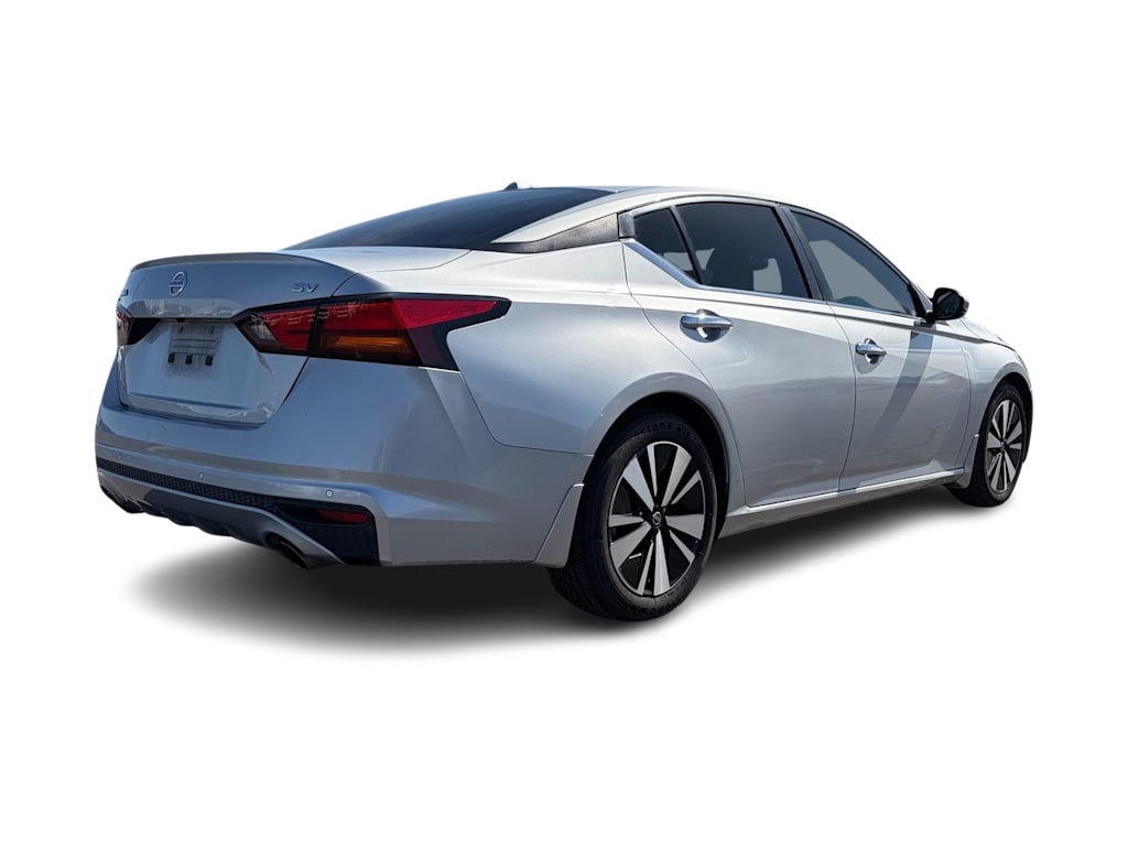 Thumbnail: 2022 Nissan Altima - 7