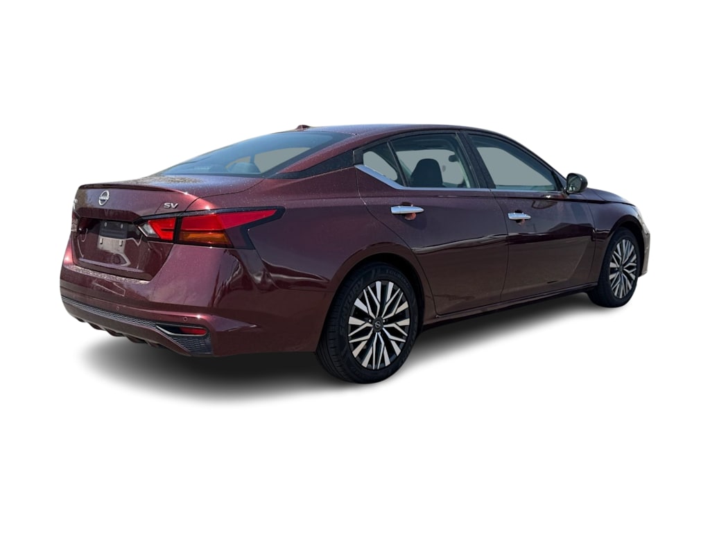 Thumbnail: 2024 Nissan Altima - 17