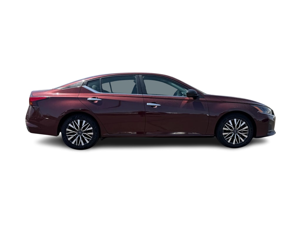 Thumbnail: 2024 Nissan Altima - 18