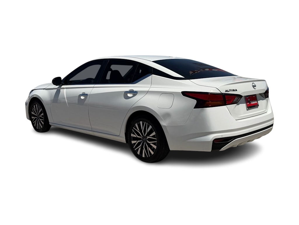 Thumbnail: 2025 Nissan Altima - 4