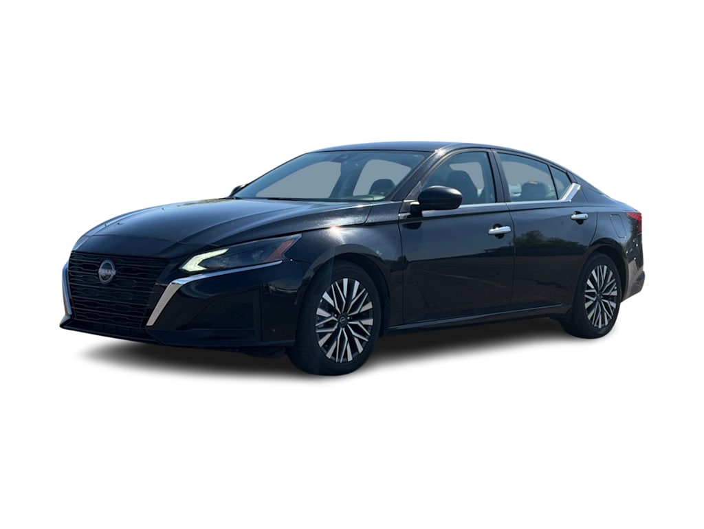 Thumbnail: 2025 Nissan Altima - 13