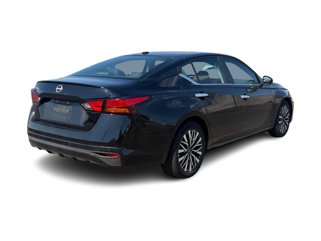 Thumbnail: 2025 Nissan Altima - 14