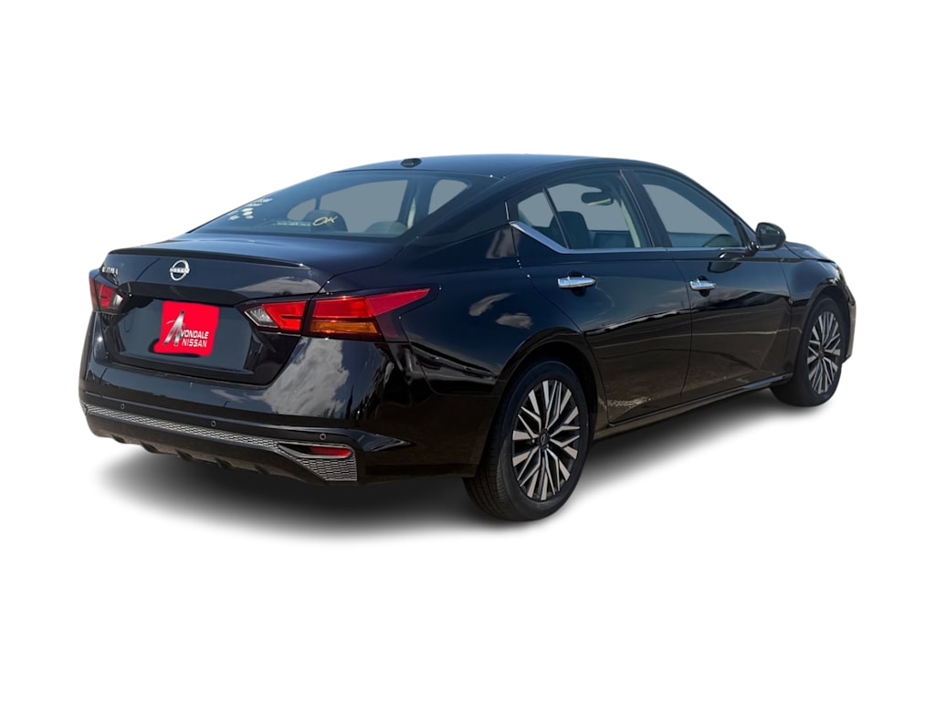 Thumbnail: 2025 Nissan Altima - 14
