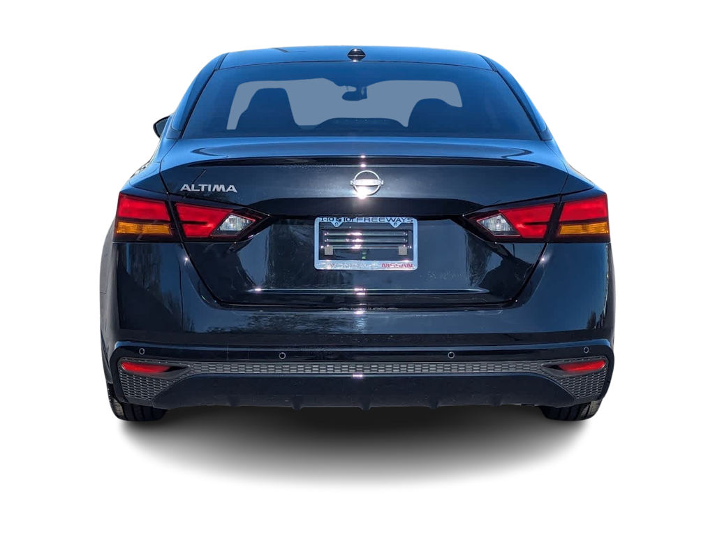 Thumbnail: 2025 Nissan Altima - 4