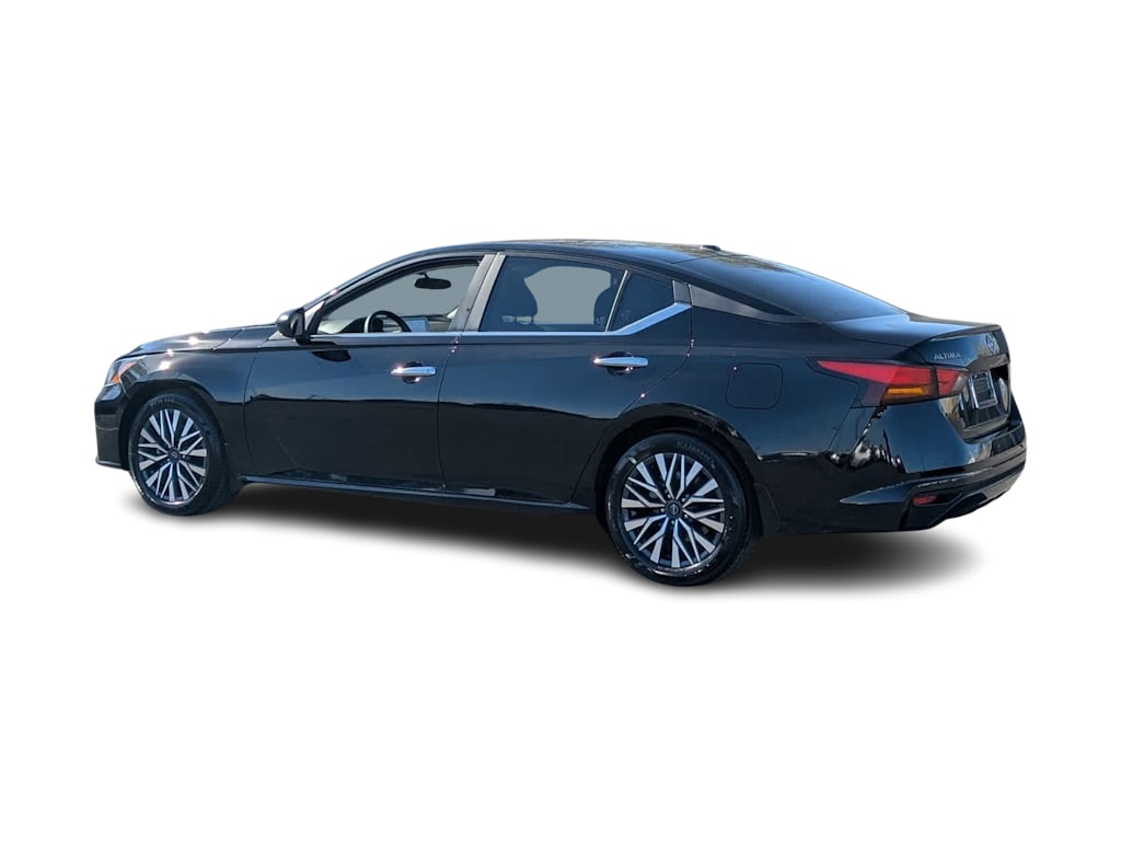 Thumbnail: 2025 Nissan Altima - 16