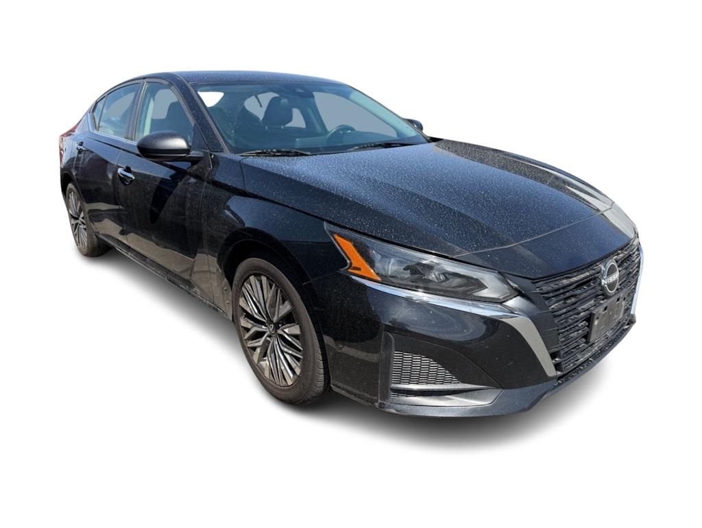 Thumbnail: 2024 Nissan Altima - 10