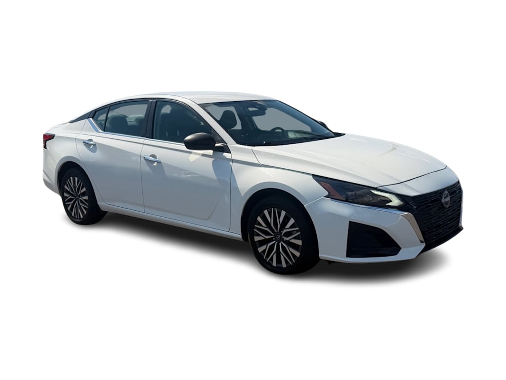 Thumbnail: 2025 Nissan Altima - 14