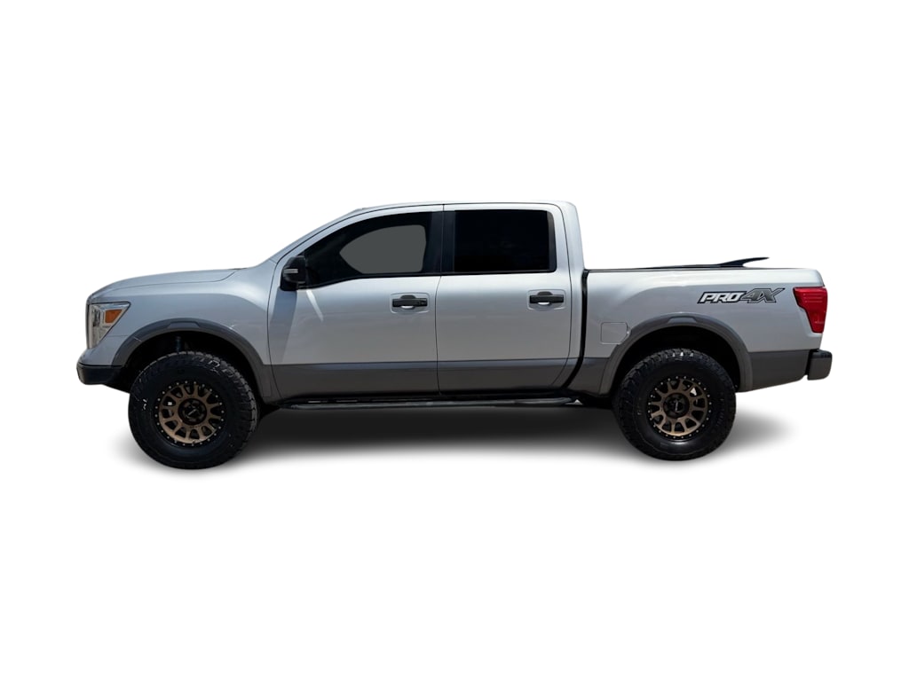 Thumbnail: 2019 Nissan Titan - 3