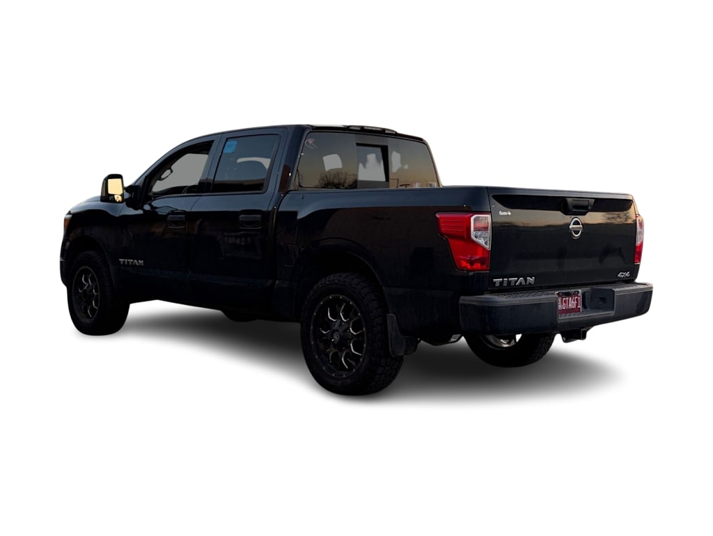 Thumbnail: 2017 Nissan Titan - 3
