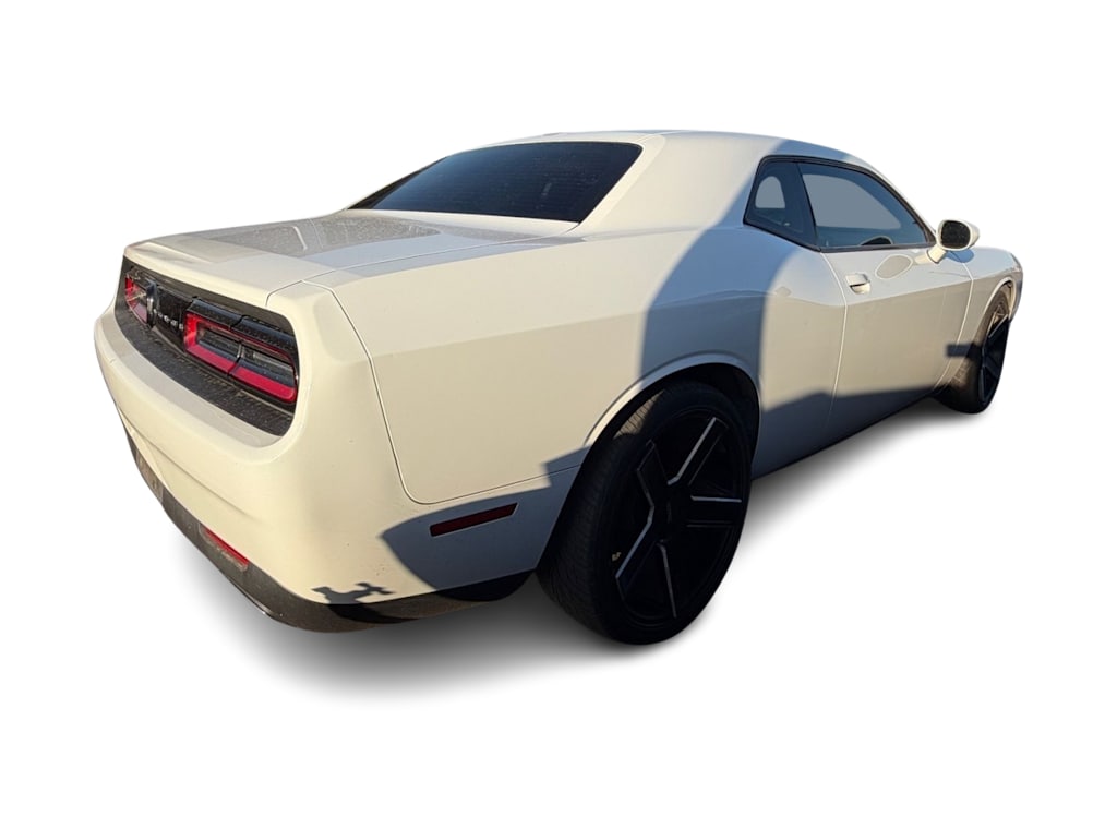 Thumbnail: 2016 Dodge Challenger - 6