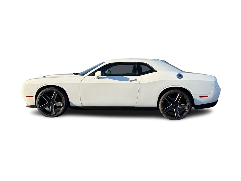 Thumbnail: 2016 Dodge Challenger - 3