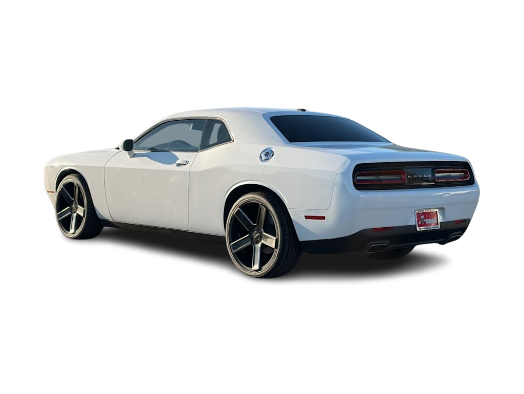 Thumbnail: 2016 Dodge Challenger - 4