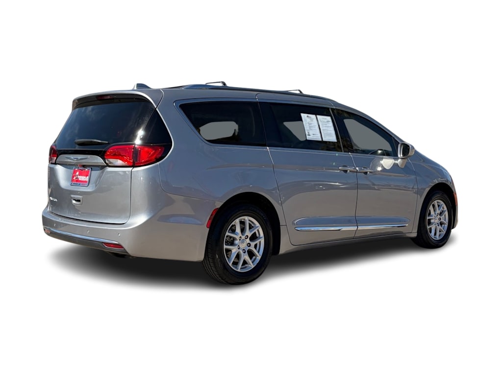 Thumbnail: 2020 Chrysler Pacifica - 16