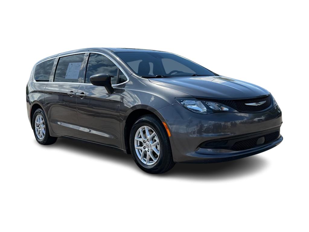 Thumbnail: 2023 Chrysler Voyager - 16
