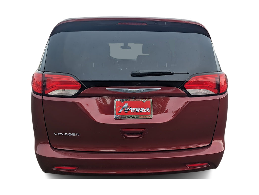 Thumbnail: 2021 Chrysler Voyager - 4