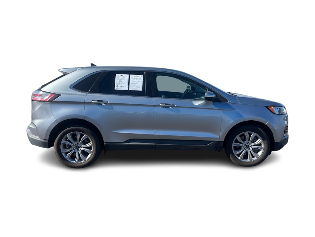 Thumbnail: 2022 Ford Edge - 16