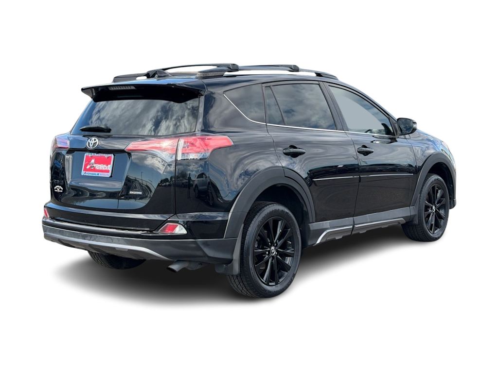 Thumbnail: 2018 Toyota RAV4 - 17