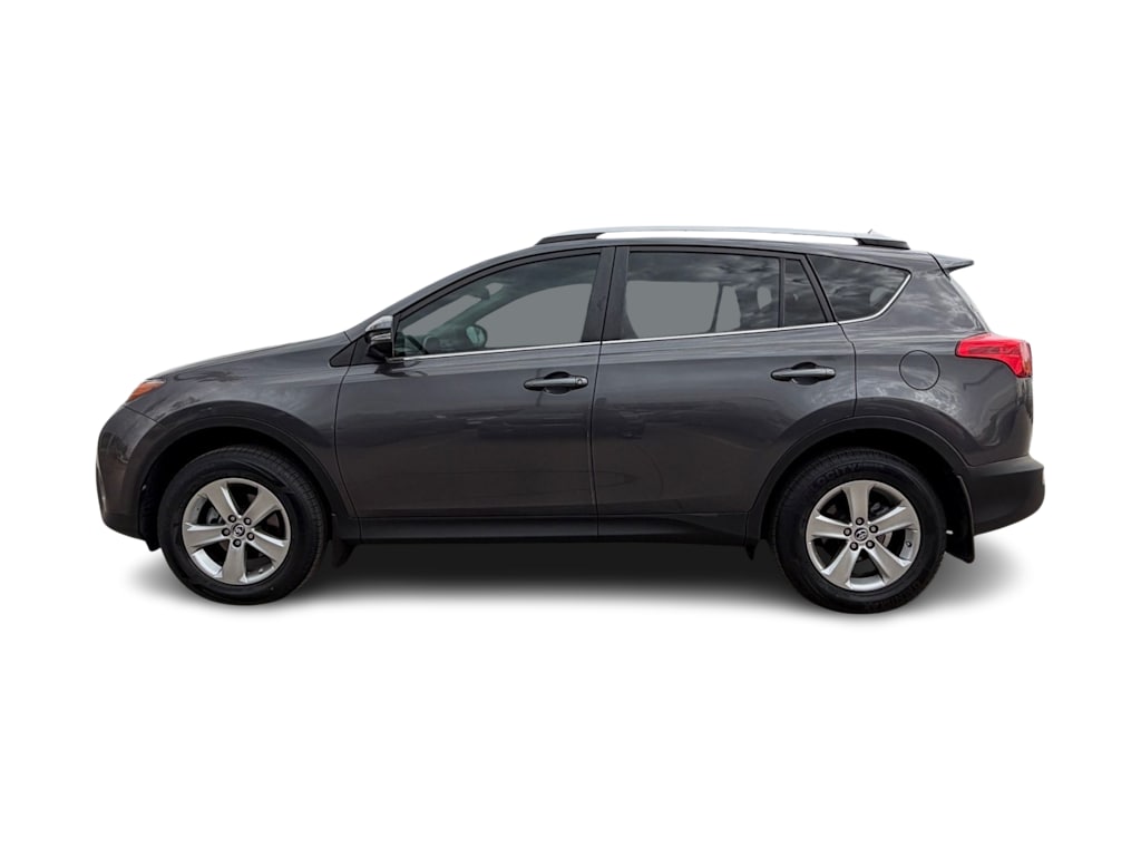 Thumbnail: 2015 Toyota RAV4 - 3