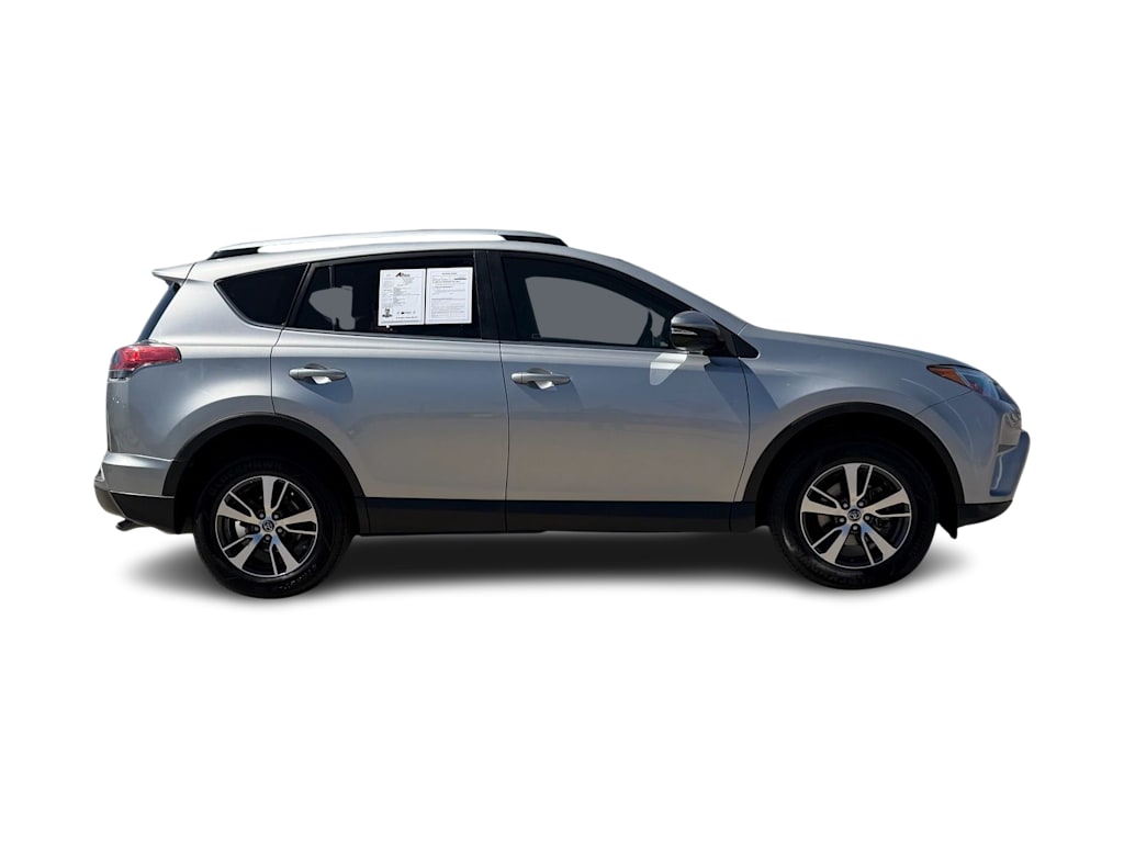 Thumbnail: 2018 Toyota RAV4 - 19