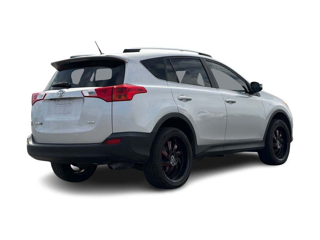 Thumbnail: 2013 Toyota RAV4 - 10