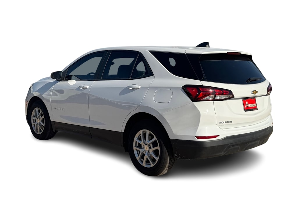 Thumbnail: 2024 Chevrolet Equinox - 4